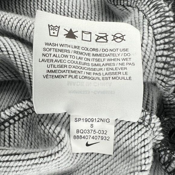 Nike Dri-Fit Women's Versa Studio Mock Neck Yoga Training Sweatshirt - Picture 12 of 12